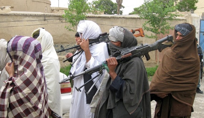 مسئول أفغاني يتهم طالبان باختطاف عمالا من إقليم هرات