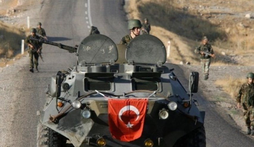 وزیر دفاع ترکیه: عملیات نظامی در شمال عراق ادامه خواهد یافت
