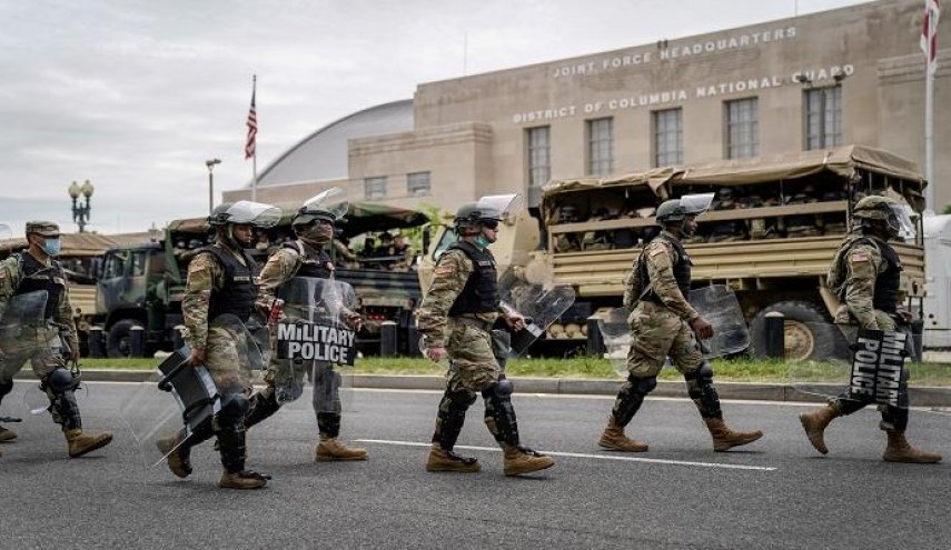 5 آلاف جندي ينتشرون في شوارع واشنطن خوفا من إعادة تنصيب ترامب رئيسا!