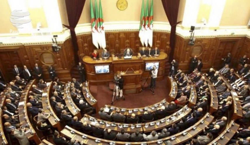 عوامل تعيين کننده در برگزاری انتخابات پارلمان الجزایر 