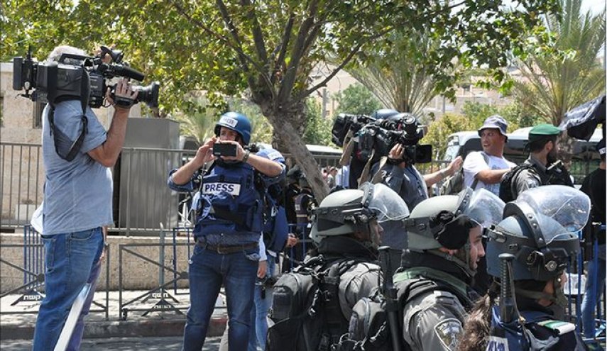 الاحتلال يعتقل مصور قناة العالم في مدينة القدس المحتلة