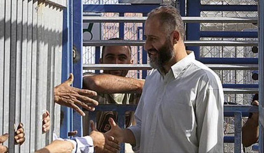 قوات الاحتلال تحذر قياديا بارزا في حماس من الترشح للانتخابات الفلسطينية 