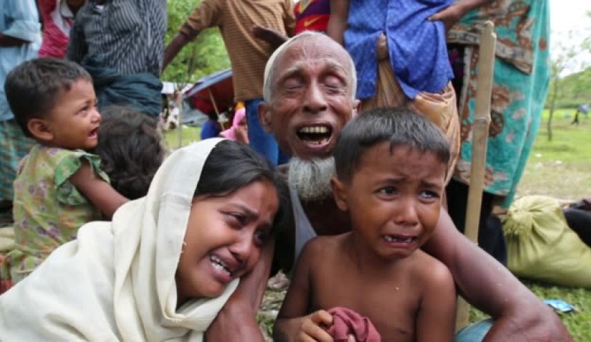 'ماليزيا' تتحدى المحكمة العليا وترحل 1000 مهاجر إلى ميانمار
