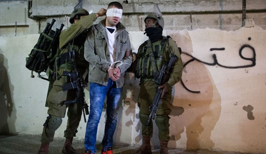 الاحتلال يعتقل 11 مواطنًا بالضفة والقدس