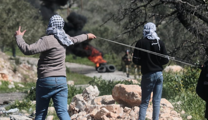 اشتباكات بين فلسطينيين وقوات الاحتلال بعدة مدن في الضفة الغربية