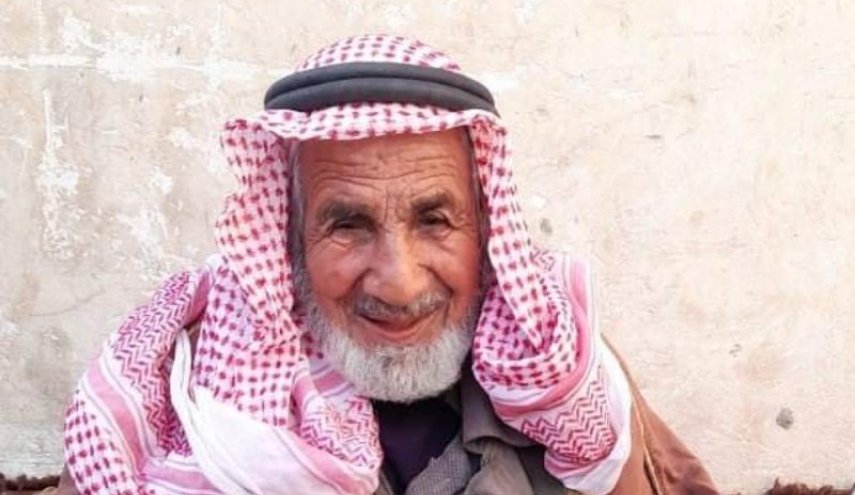 مسن سوري لم ينطق بكلمة فاتهموه بالسحر فجن جنون الدواعش 