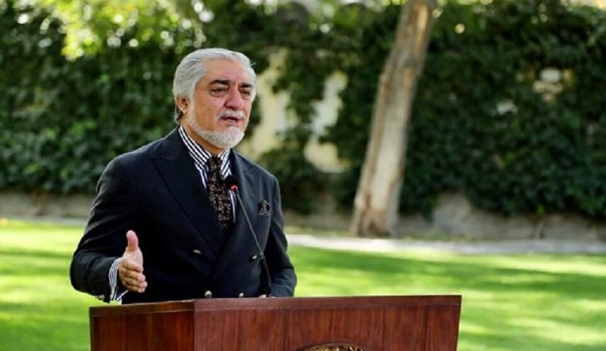 رئيس مجلس المصالحة الأفغاني يجتمع مع مسؤول أمريكي في كابول