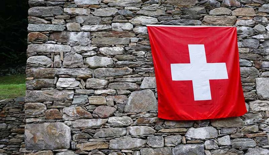 برگزاری همه ‌پرسی در سوئیس برای ممنوعیت استفاده از برقع
