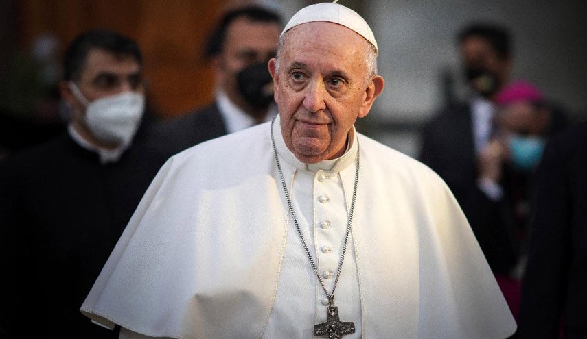 البابا فرنسيس يشكر العراق وهكذا وصف لقاءه بالسيد السيستاني