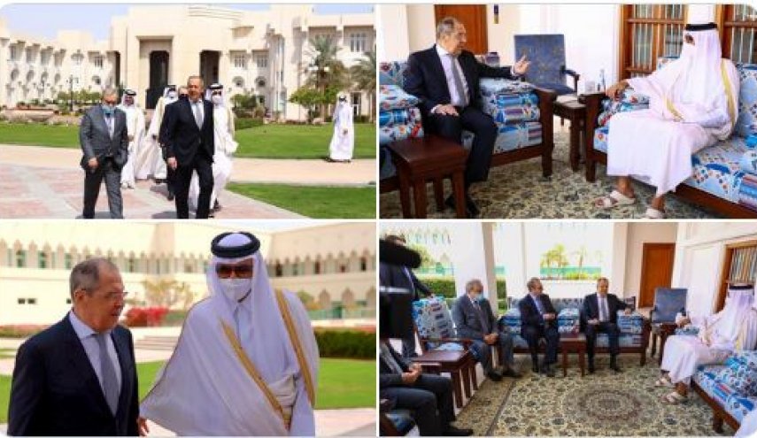 لافروف يصل الدوحة ويجتمع مع أمير قطر ووزير خارجيتها