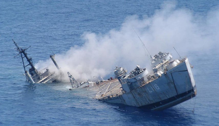 مصرع شخصين وفقدان ثالث بعد غرق سفينة شحن في البحر الاسود