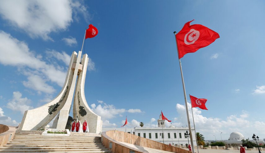 الحزب الدستوري الحر في تونس يقرر رفع شكاوى ضد مسؤولين كبار في الدولة