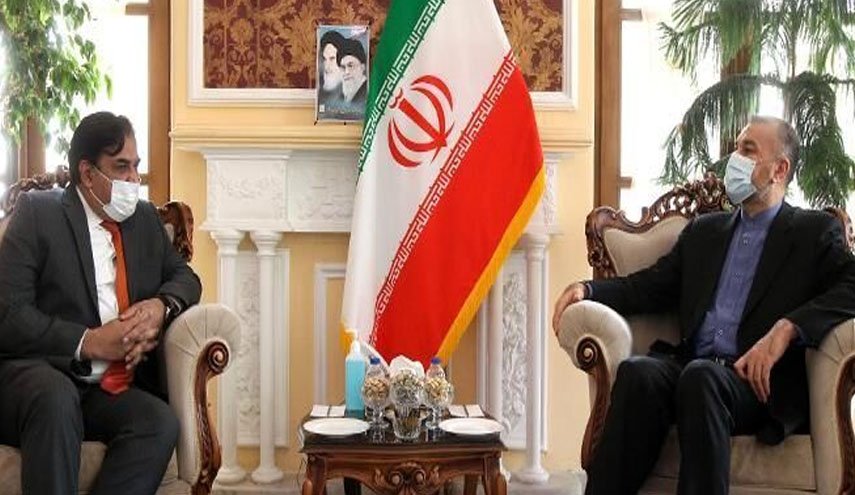 دیدار امیرعبداللهیان با سفیر پاکستان در تهران/ مراودات رو به رشد ایران و پاکستان با بازگشایی مرز ریمدان
