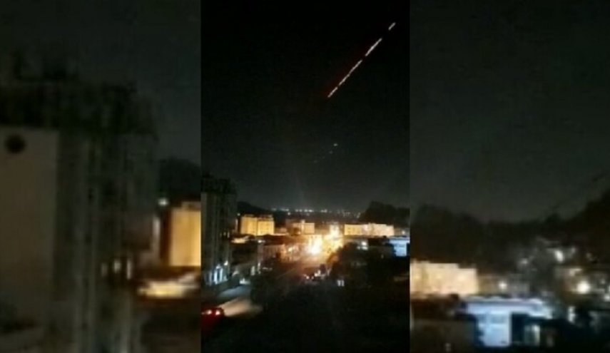 تیراندازی شدید نظامیان سعودی در کاخ منصور هادی در جنوب یمن/ پرواز یک پهپاد بر فراز آسمان عدن