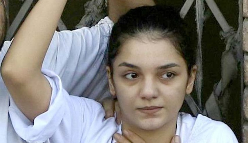 حكم بالسجن عاما و6 أشهر على الناشطة المصرية سناء سيف