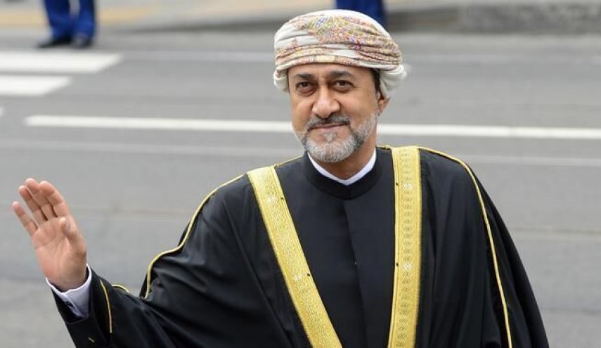 سلطان عمان يهنئ الرئيس روحاني لمناسبة حلول العام الايراني الجديد