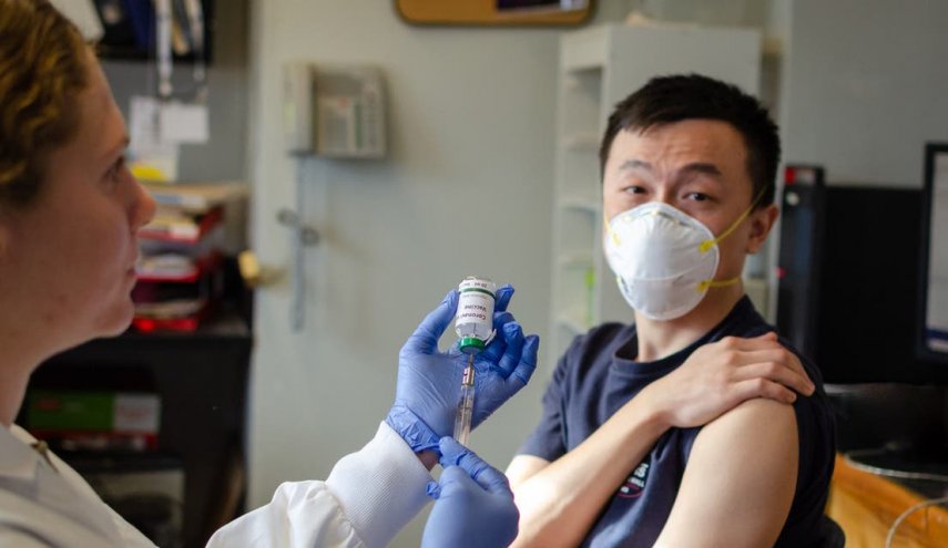 الكشف عن عدد الصينيين الذين تلقوا لقاحات ضد فيروس كورونا