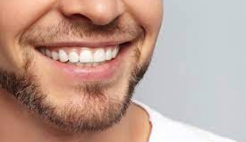 نصائح للتمتع بأسنان صحية ناصعة البياض