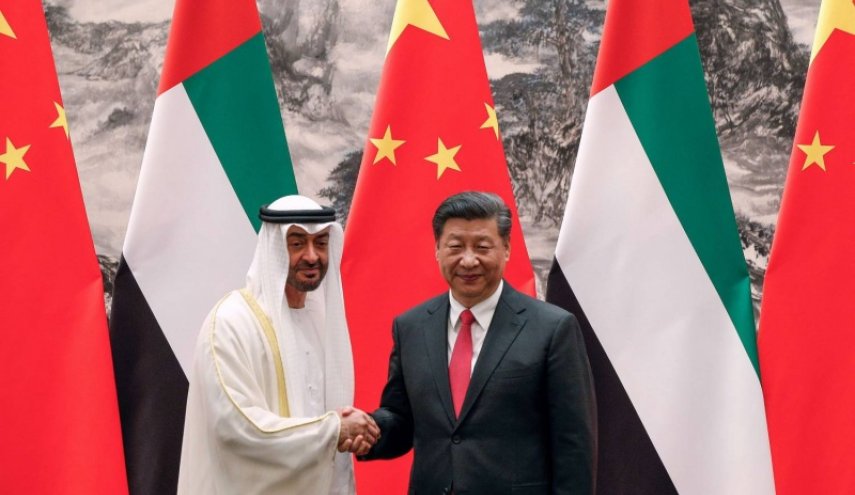 محمد بن زايد يجري مباحثات ثنائية مع وزير الخارجية الصيني