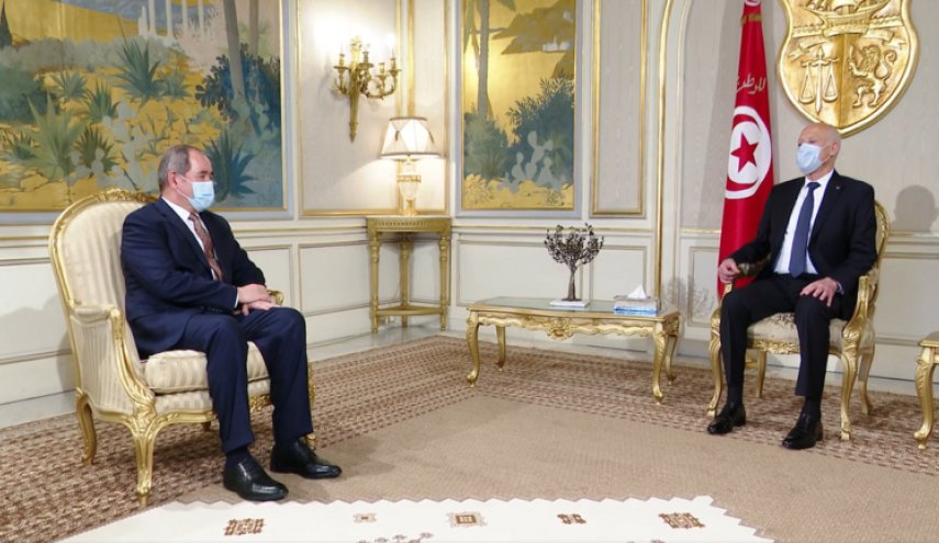الرئيس التونسي: التنسيق مع الجزائر 