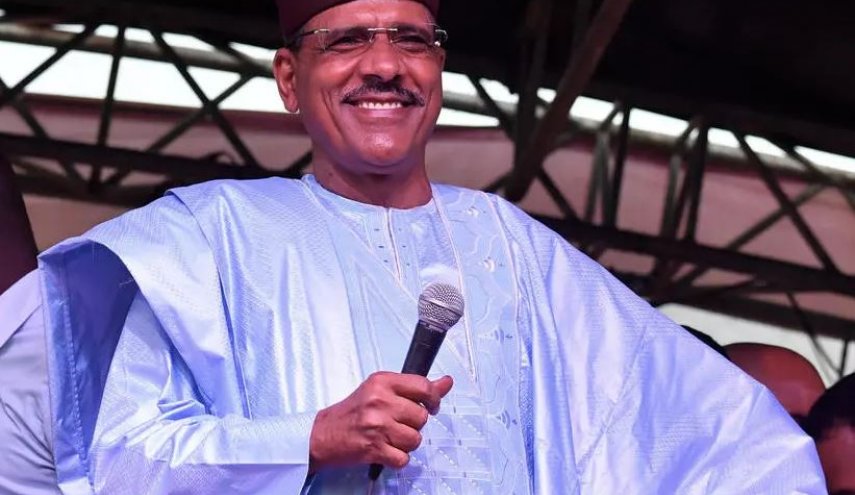 النيجر.. تنصيب محمد بازوم رئيسا للجمهورية
