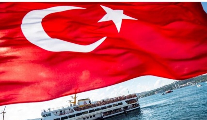 صدور حکم بازداشت 10 افسر بازنشسته ارتش ترکیه در پی انتشار بیانیه علیه دولت