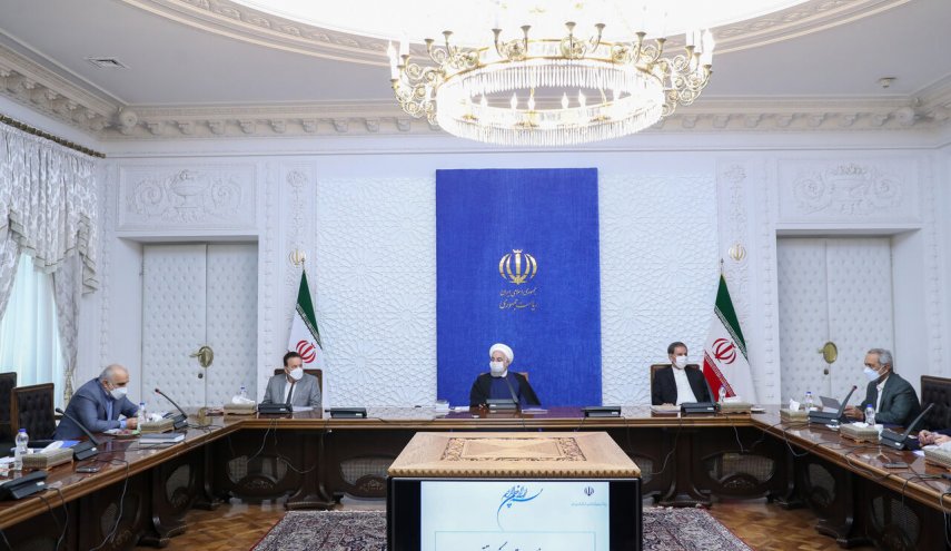 روحاني : النظام المصرفي الجديد سيساهم في انعاش السوق وزيادة الانتاج