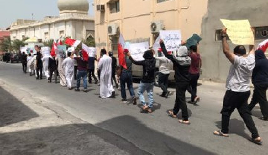 بالصور.. تظاهرات حاشدة في البحرين تطالب بالإفراج عن سجناء الرأي