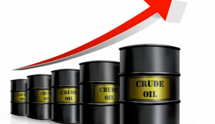 بهای نفت به مرز 64 دلار رسید/بازار نفت تحت تاثیر حملات پهپادی یمنی‌ها به تاسیسات عربستان