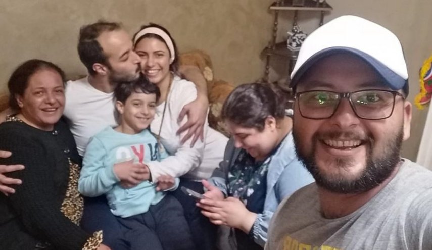 السلطات المصرية تخلي سبيل الصحفيين سولافة مجدي وزوجها 