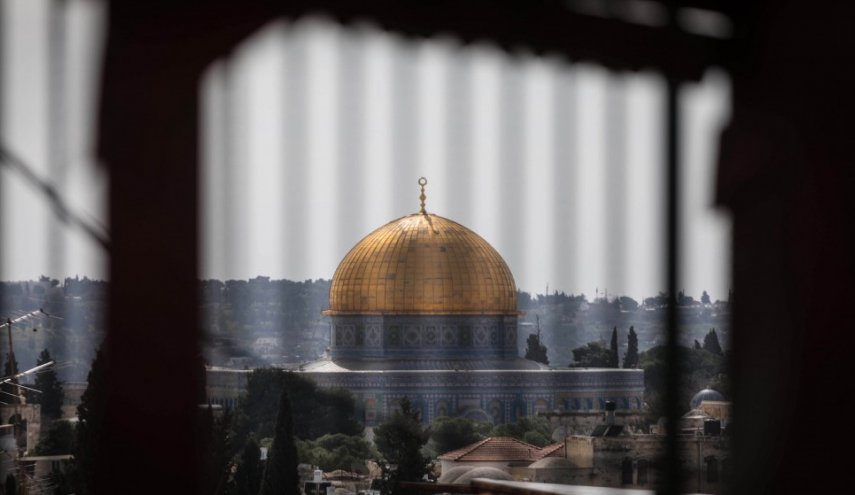 لجنة فلسطين النيابية تدين انتهاكات الاحتلال بالمسجد الأقصى