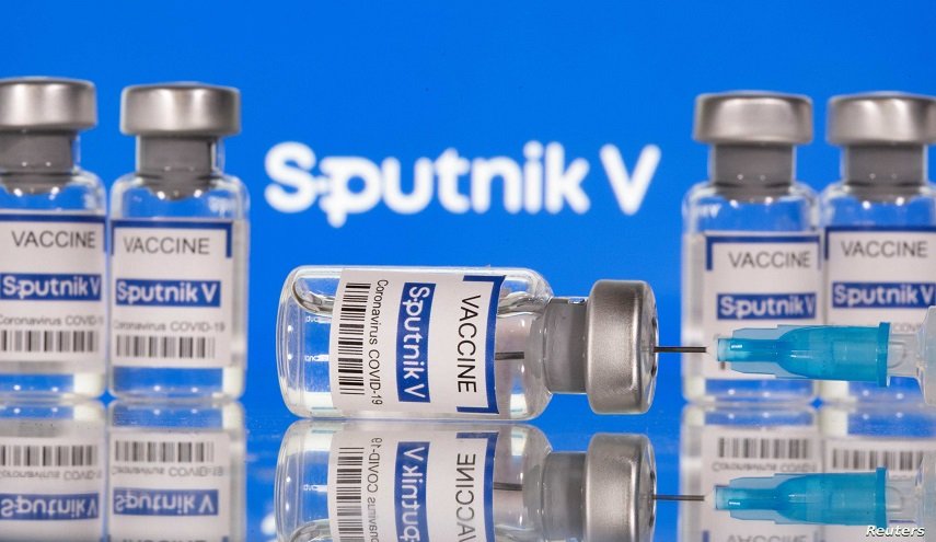 ايران تشتري 60 مليون جرعة من لقاح سبوتنيك الروسي
