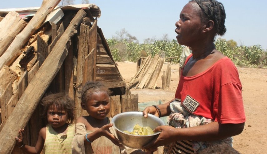 'الغذاء العالمي' يحذر من ازدياد عدد الجوعى في أفريقيا 
