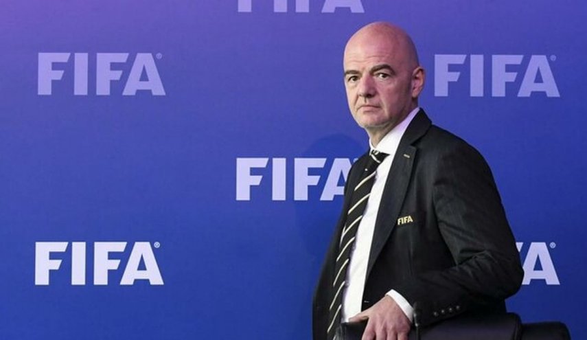 رئیس فیفا ۱۲ باشگاه جدایی‌طلب را تهدید کرد