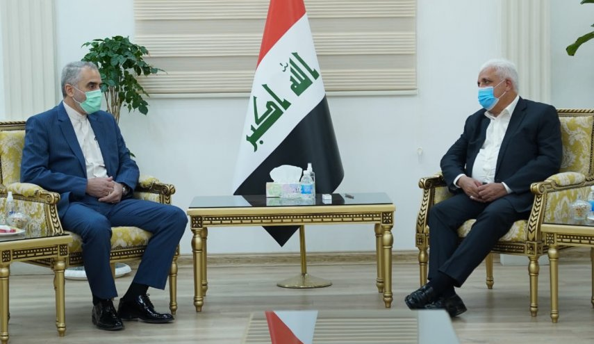 بغداد وطهران تبحثان تعزيز التعاون العسكري بينهما
