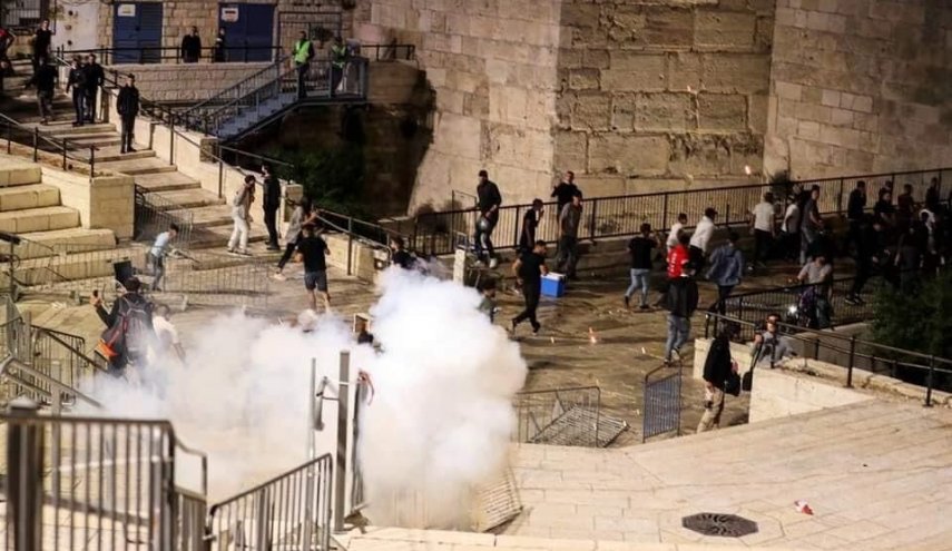 مواجهات ليلية في القدس غداة اشتباكات هي الاعنف منذ سنوات