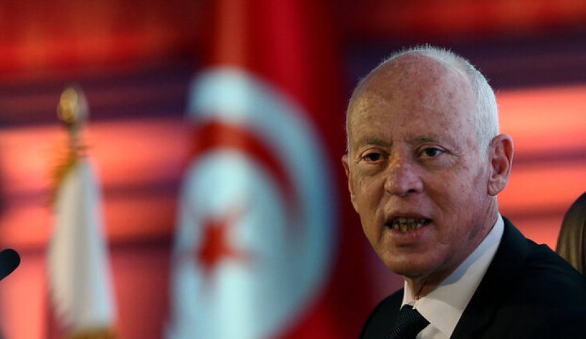 رئیس‌جمهوری تونس نشست با رئیس پارلمان و نخست‌وزیر را نپذیرفت
