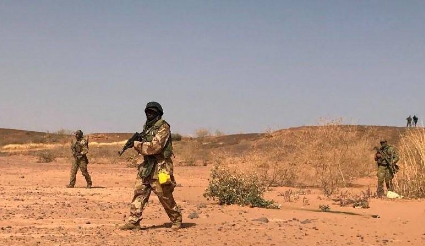 مقتل 16 جندياً بيد مسلحين مجهولين بجنوب النيجر
