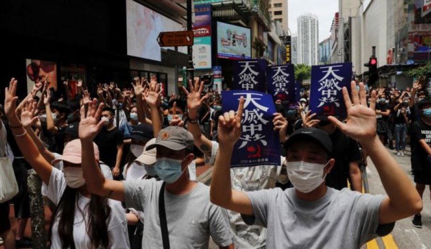 منظمو مظاهرات في هونغ كونغ يرفضون الانصياع لمطالب الشرطة
