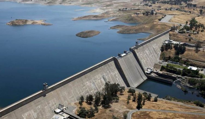 سياسي مصري يُشعل مواقع التواصل بحديثه عن تدمير السد الإثيوبي
