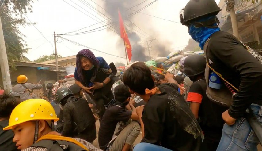 ميانمار..متمردو ولاية كارين يحرقون موقعا حكوميا آخر