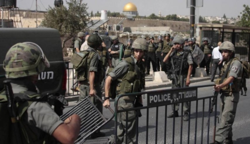 قوات الاحتلال تغلق شوارع القدس القديمة أمام المقدسيين