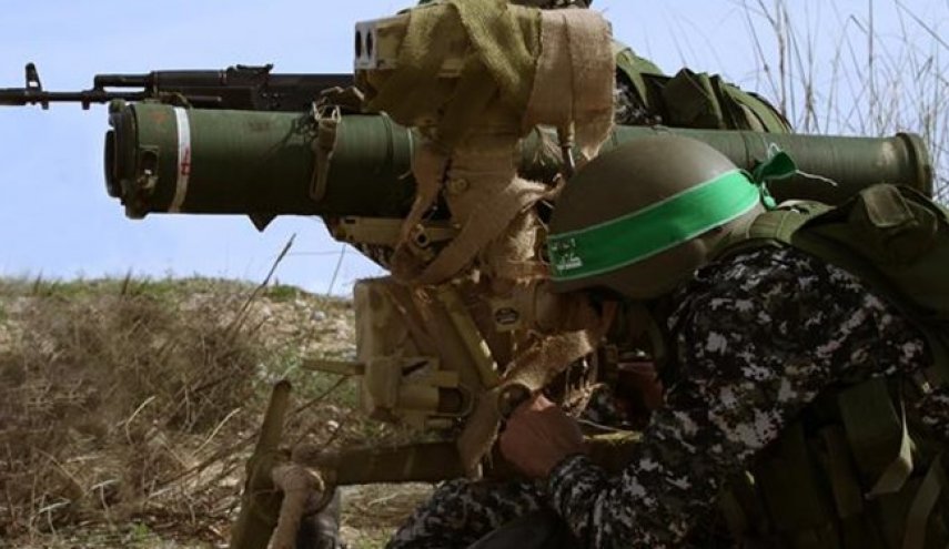 شلیک دو موشک ضد تانک از نوار غزه/ جیپ صهیونیست‌ها منهدم شد

