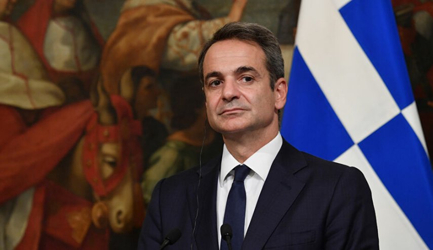 رئيس الوزراء اليونانى يحث على توخى الحذر حتى يكتمل 'جدار المناعة' من كورونا