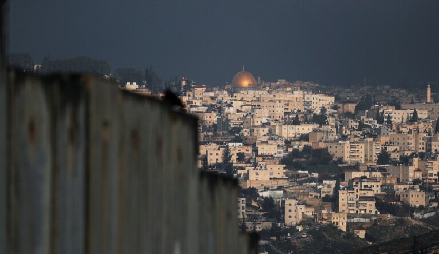 القوات الإسرائيلية تغلق مداخل حي الشيخ جراح في القدس