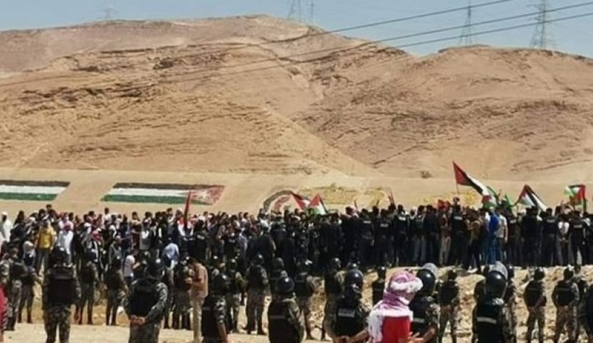 عزیمت هزاران اردنی به مرز فلسطین در حمایت از مقاومت