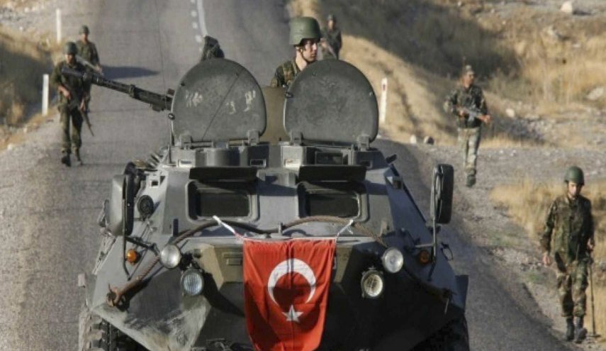اشتباكات عنيفة بين الجيش التركي ومقاتلين أكراد في دهوك

