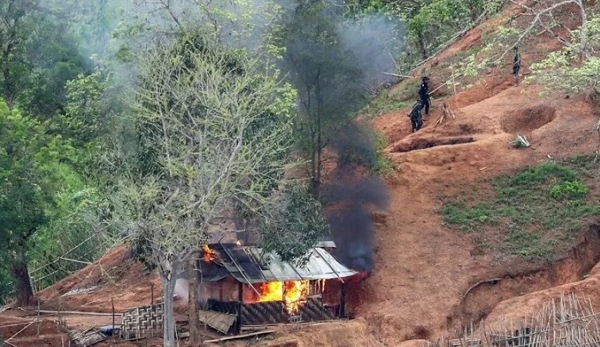 ميانمار.. معارك ضارية بين الجيش والمعارضة المسلحة 
