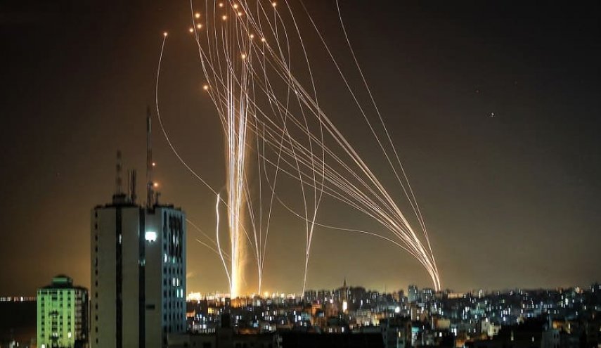 كتائب القسام تستهدف 6 قواعد الاحتلال بعدد كبير من الصواريخ