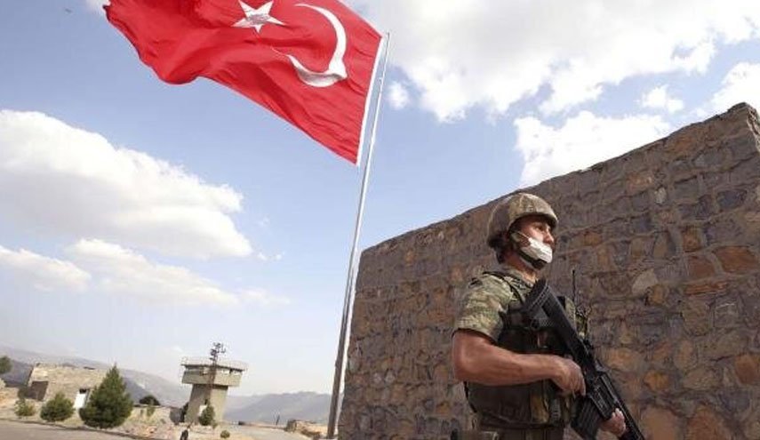 شنیده شدن صدای 2 انفجار در فرودگاه دیاربکر/ حمله پهپادی به پایگاه شکاری نیروی هوایی ترکیه 